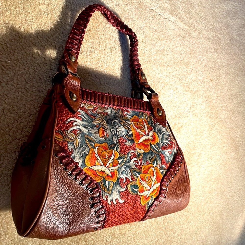 Isabella Fiore Rare find vintage bag embroidered flowers 2 handles wool leather